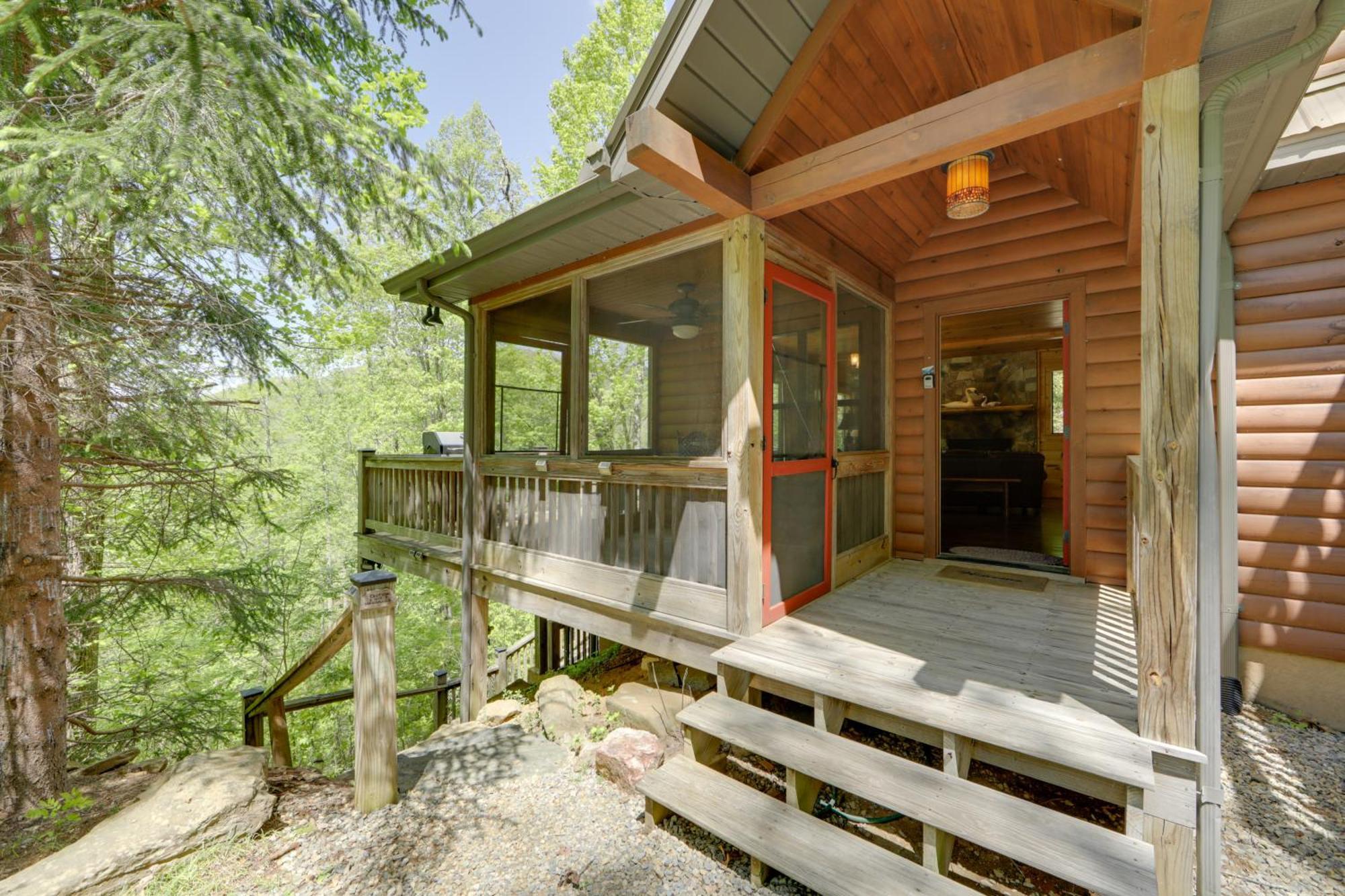 Bryson City Cabin With Hot Tub And Mountain Views! Exterior photo