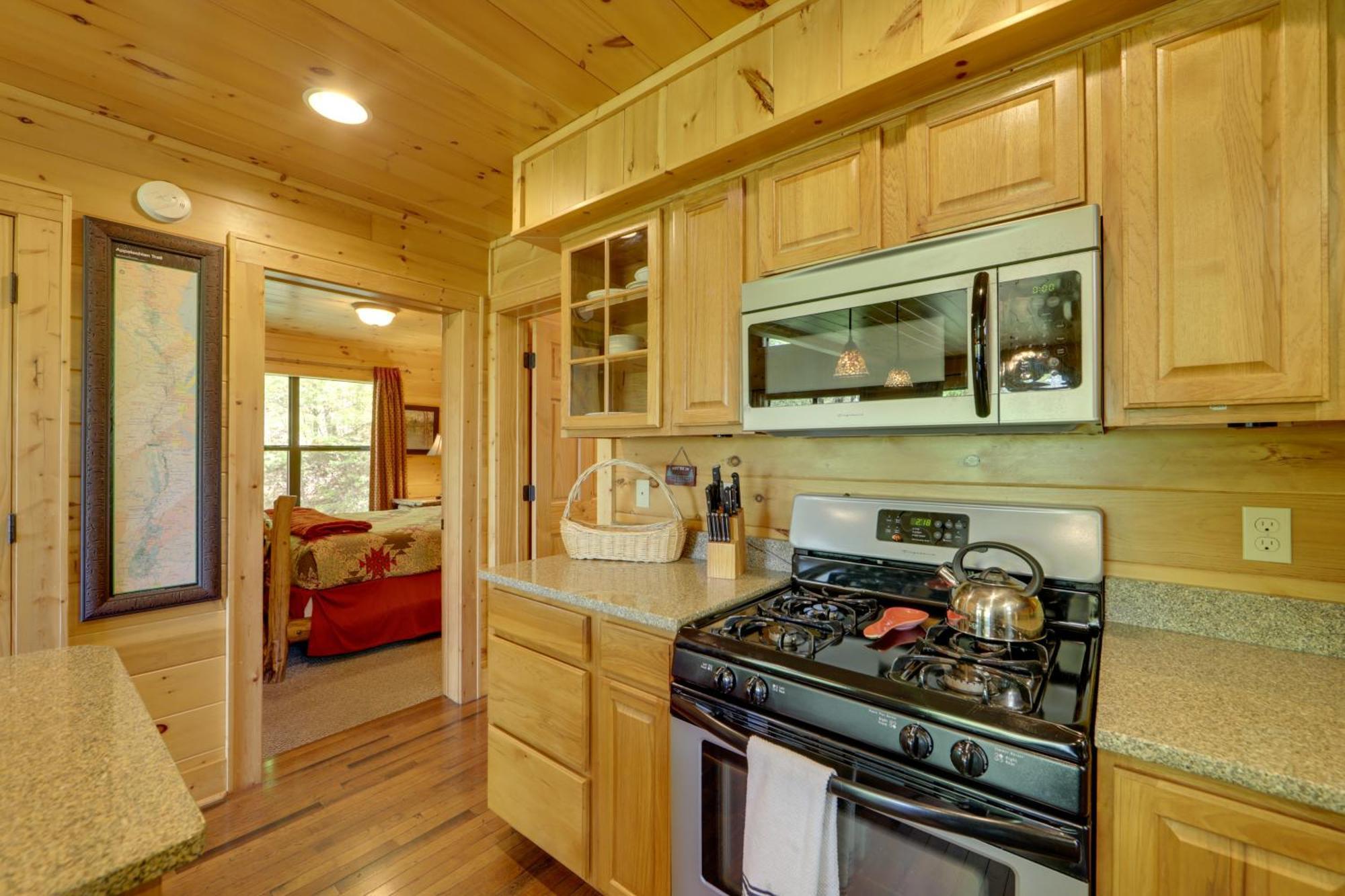Bryson City Cabin With Hot Tub And Mountain Views! Exterior photo